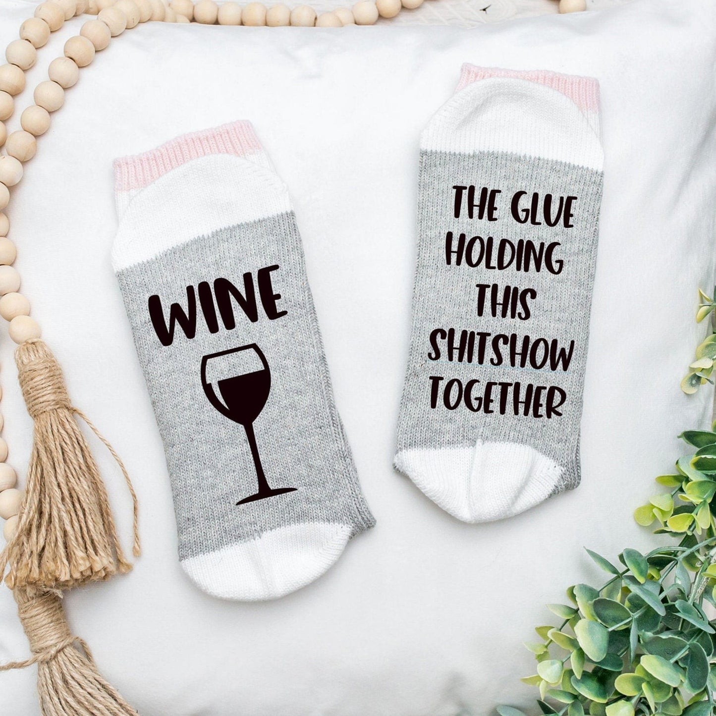 Vin la colle qui maintient ce spectacle de merde ensemble Chaussettes