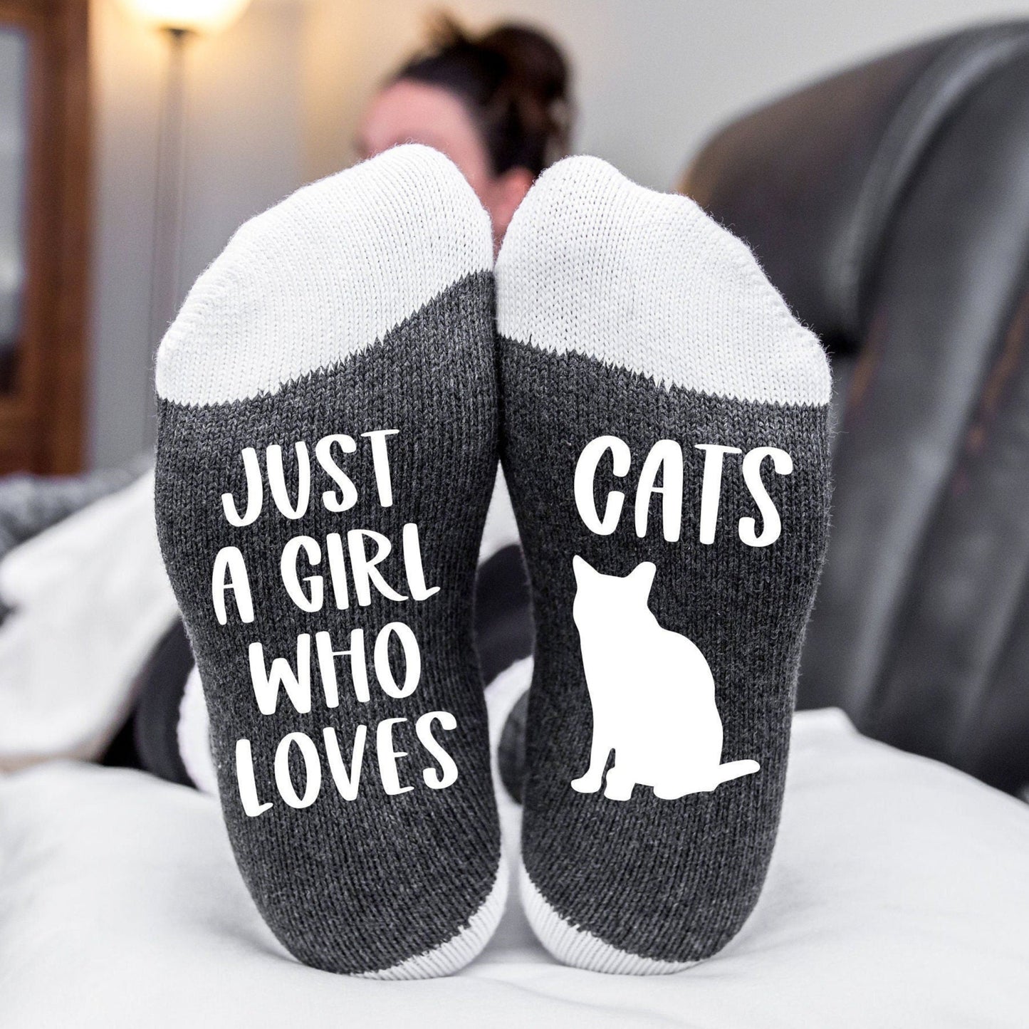 Just A Girl Who Loves Cats Socks